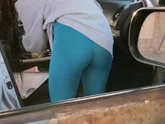 Car wash Latina leggings no panties showing off