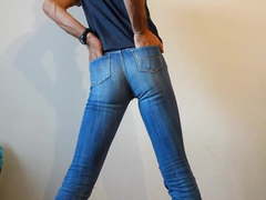Crossdresser in tight womens jeans