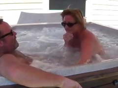 Bear fucks his wife in Hot-tub