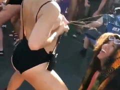 Festival milf sexy dance and milk lactate squirt