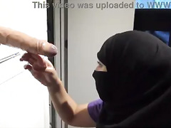 Arab Muslim Wife Loves Sucking Big Uncut Cocks